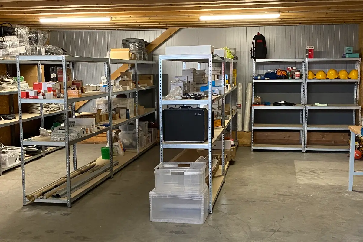 elektro klein fimenstandort eingangsbild regal